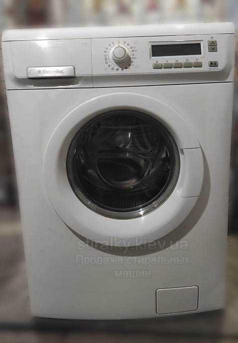 stiralnaya-mashina-electrolux-ewf-10670w